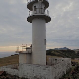 東崎灯台 東崎灯台