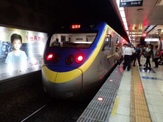 台北から基隆へ 台北から基隆へ