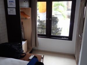 部屋から窓側 部屋から窓側